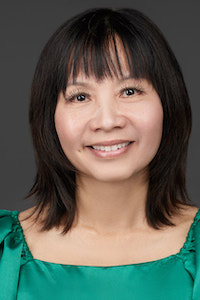 Julie Vu headshot