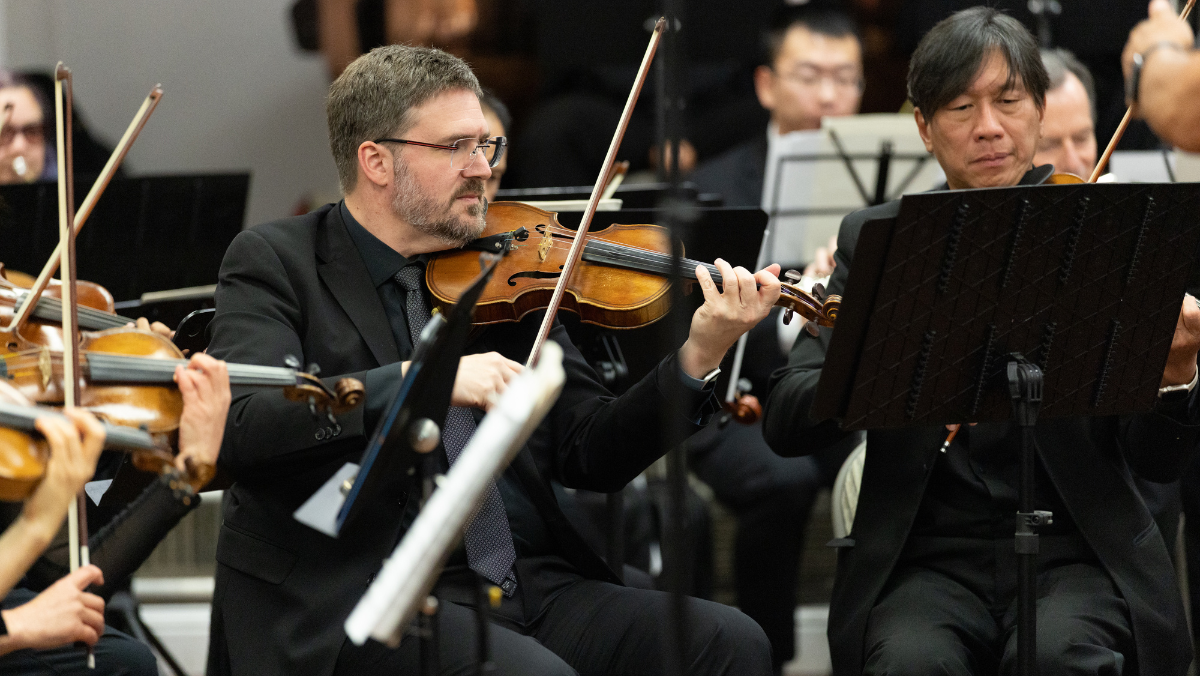 Symphony concert performance