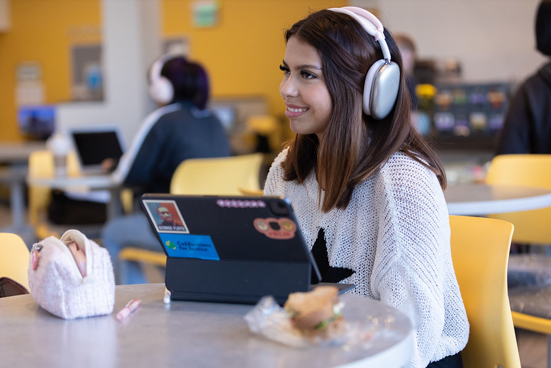 Student with tablet