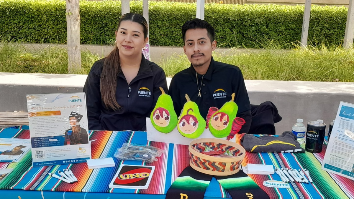 Smiling students on campus