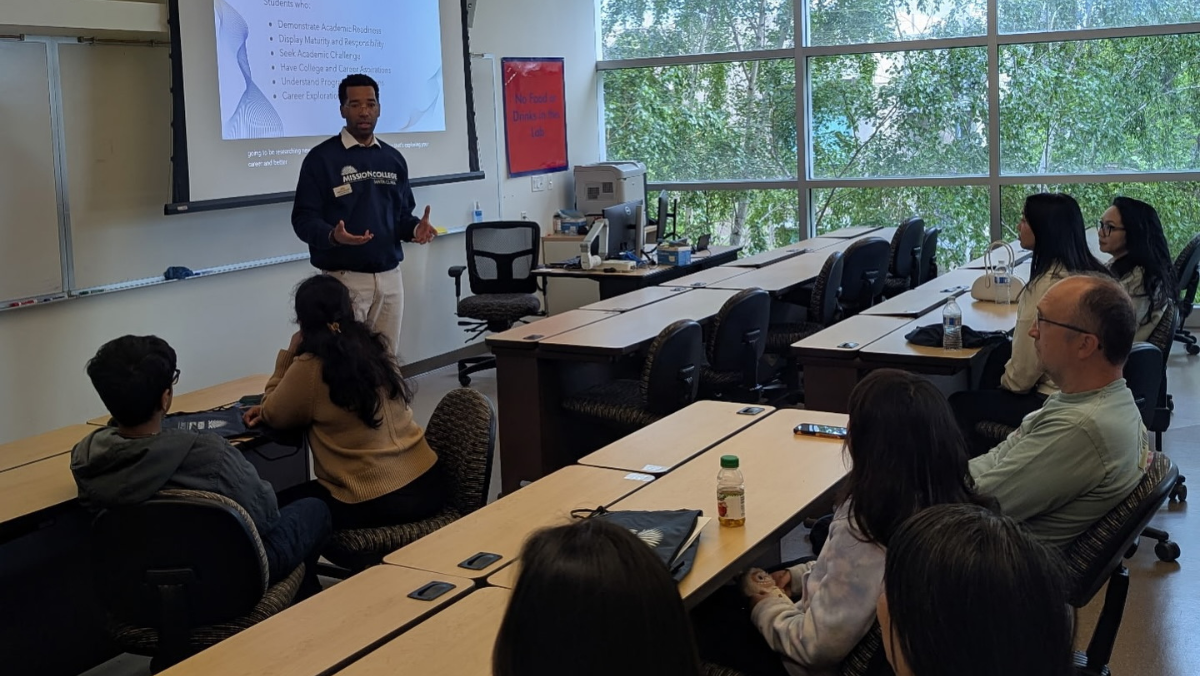 Smiling students on campus